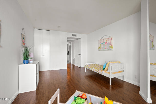 Detail Gallery Image 19 of 39 For 4499 via Marisol #302,  Los Angeles,  CA 90042 - 2 Beds | 2 Baths