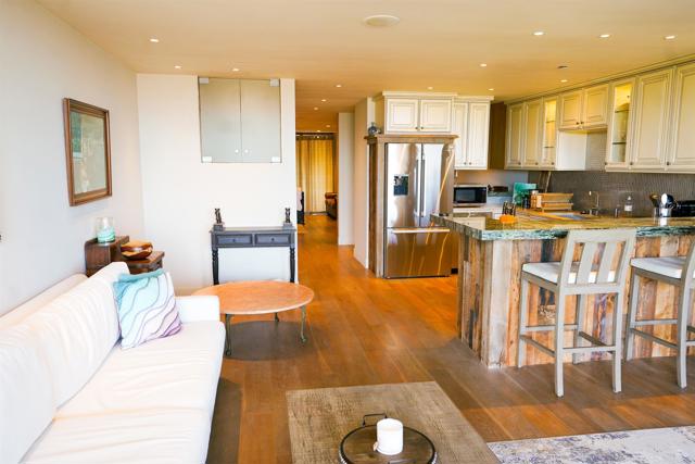 Detail Gallery Image 3 of 33 For 190 Del Mar Shores #71,  Solana Beach,  CA 92075 - 1 Beds | 1 Baths