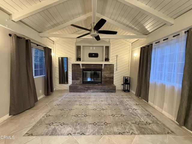 23624 Scenic Drive, Crestline CA: https://media.crmls.org/mediaz/eac88412-9edc-4f18-976b-61513ed85b15.jpg