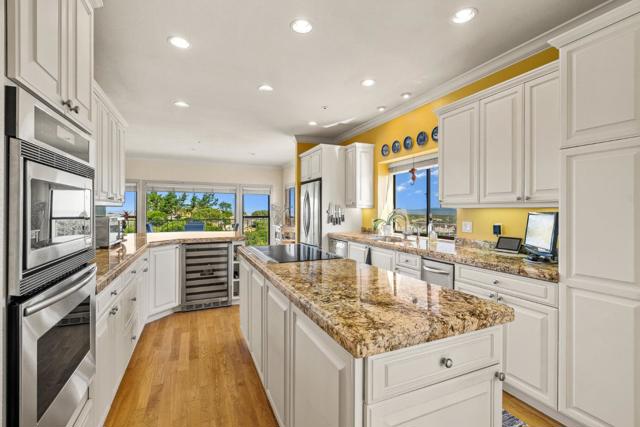 25611 Whip Road, Monterey CA: https://media.crmls.org/mediaz/eac9a164-f398-4122-8cd8-f752b386b599.jpg