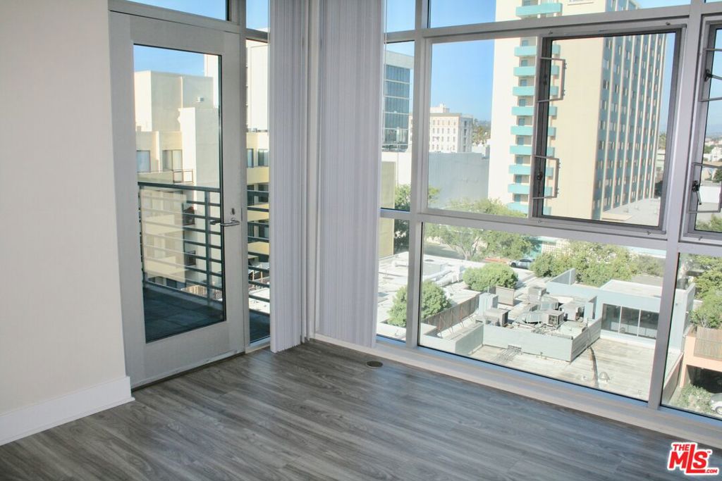 1241 5TH Street #305