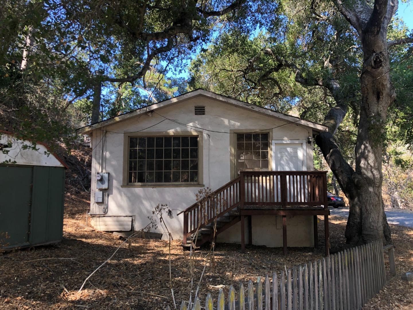 3041 San Juan Boulevard, Belmont CA: https://media.crmls.org/mediaz/eaca6b0b-d481-4c15-a3bc-3a68d4ee0671