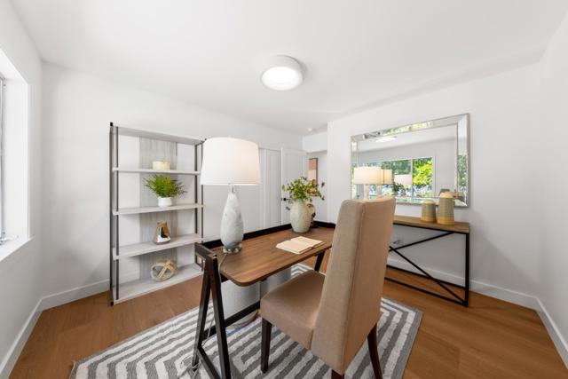 1575 Kingswood Drive, Hillsborough CA: https://media.crmls.org/mediaz/eaca75fb-af41-4909-8c17-70160efae360.jpg