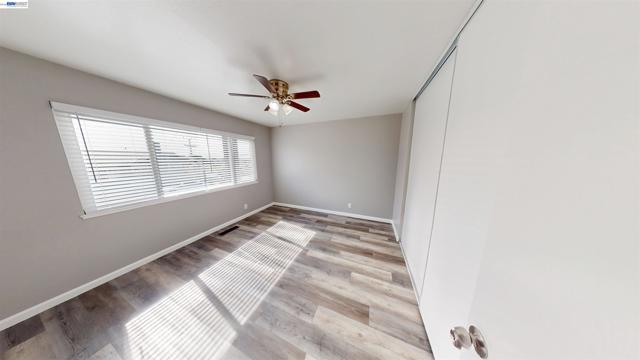 Image 17 of 22 For 2105 48th Ave