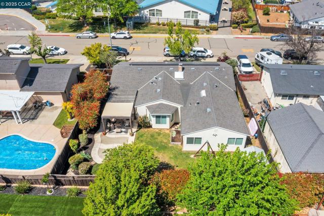 1630 Frankfurt Way, Livermore CA: https://media.crmls.org/mediaz/eacb34a5-07bb-4b3b-a333-3ffce175211b.jpg