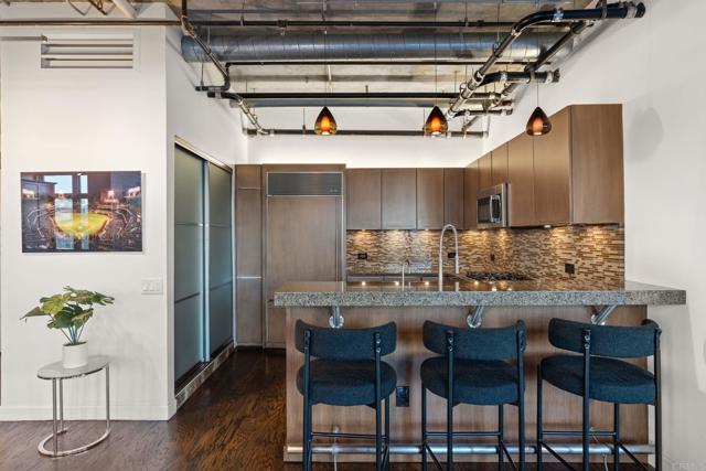 877 Island Avenue, San Diego CA: https://media.crmls.org/mediaz/eacbb168-b074-4e43-b553-b41acff1c3d5.jpg