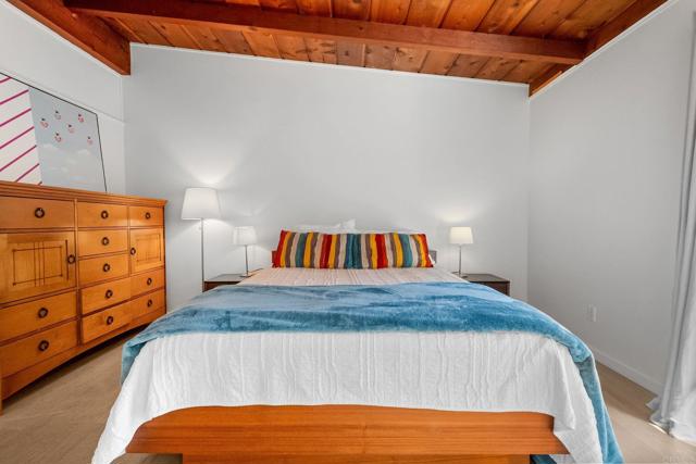 Detail Gallery Image 18 of 44 For 7209 Draper, La Jolla,  CA 92037 - 3 Beds | 3 Baths