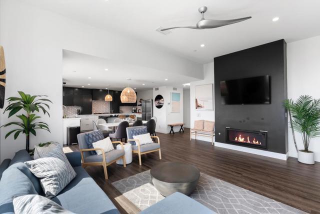 508 N Tremont Street, Oceanside CA: https://media.crmls.org/mediaz/eacca11f-8043-42ac-baf5-0f79dadf325b.jpg