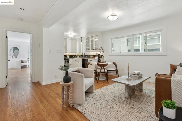 30 Domingo Ave, Berkeley CA: https://media.crmls.org/mediaz/eaccbf21-be1f-479e-becd-bee571b8126e.jpg