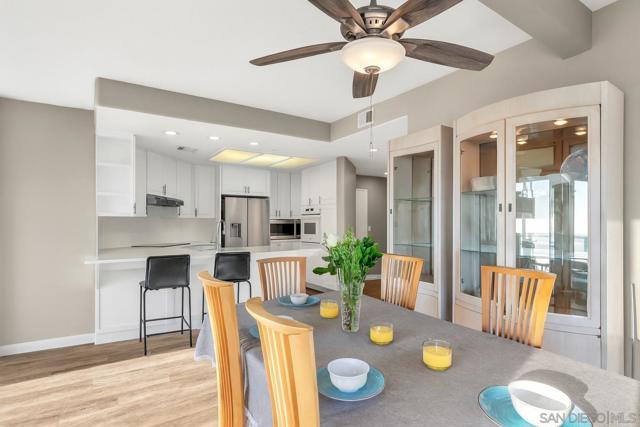 1362 Seacoast Dr, Imperial Beach CA: https://media.crmls.org/mediaz/eacd780a-96ca-456f-8b7f-bb058aed99e3.jpg