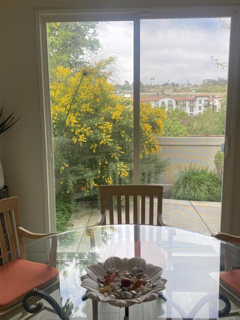 Detail Gallery Image 23 of 31 For 3336 Campo Azul Court Ct, Carlsbad,  CA 92010 - 3 Beds | 2/1 Baths