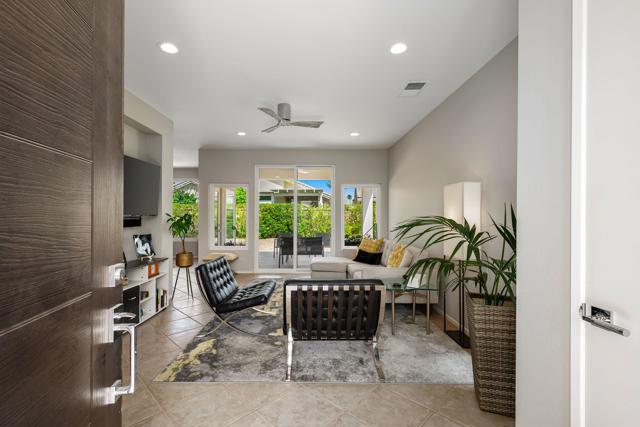 78902 Chardonnay Way, Palm Desert CA: https://media.crmls.org/mediaz/eacea8c4-3a1f-49b5-b855-f0fa96dca5d4.jpg