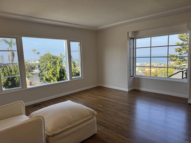 Detail Gallery Image 17 of 59 For 4452 Orchard Ave, San Diego,  CA 92107 - 3 Beds | 2 Baths