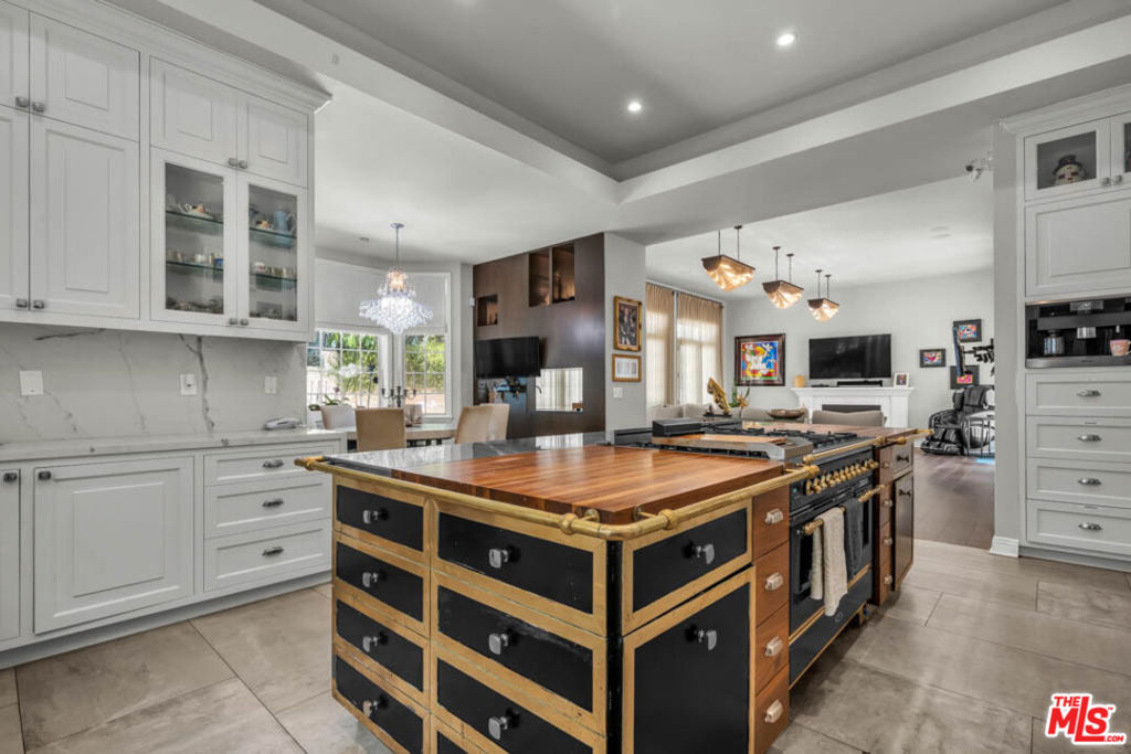 MLS #26844947 image #16