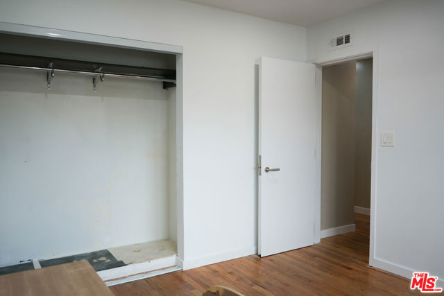 1819 W 129th Street, Gardena CA: https://media.crmls.org/mediaz/eacf93bc-2449-4f47-81bf-637b49acecff.jpg