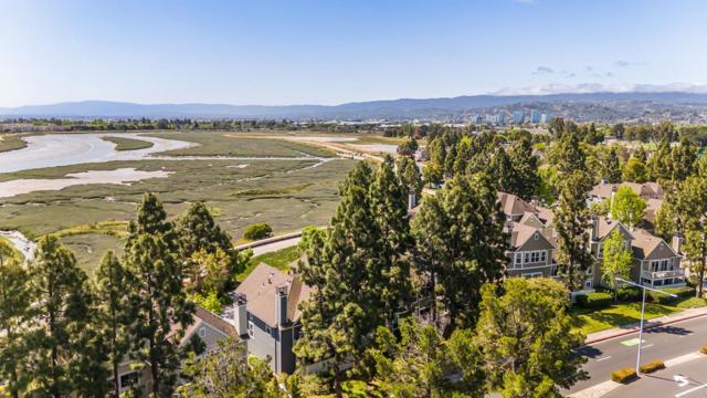 1115 Outrigger Lane, Foster City CA: https://media.crmls.org/mediaz/ead03852-f149-4eff-9313-73191d125b64.jpg