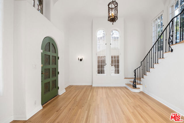 2063 Grace Avenue, Los Angeles CA: https://media.crmls.org/mediaz/ead0916e-723b-45ac-9ed9-245f00e4fe0b.jpg