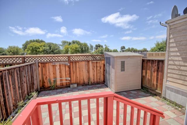 101 W FRONT Street, Watsonville CA: https://media.crmls.org/mediaz/ead19e13-389a-4afe-bf3d-24f0f35fac9e.jpg