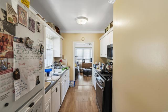 321 E Meda Avenue, Glendora CA: https://media.crmls.org/mediaz/ead254b5-5650-4043-8e3f-ed2c1871b92a.jpg