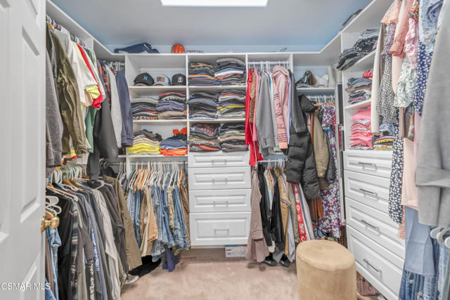 6417 Turfway Road, Moorpark CA: https://media.crmls.org/mediaz/ead42071-fd3c-44c5-b538-22006759336f.jpg