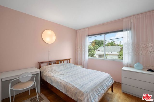 1114 23rd Street, Santa Monica CA: https://media.crmls.org/mediaz/ead5eb6e-fc2d-41a8-8cf4-95192cdcf640.jpg