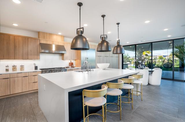 5384 Aurora Summit Trl, San Diego CA: https://media.crmls.org/mediaz/ead66627-70af-406d-a832-08a5669a5371.jpg