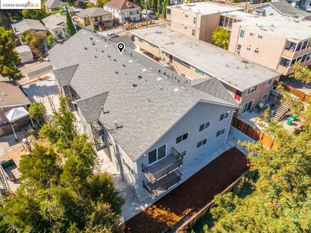Image 6 of 46 For 4124 Lyon Ave