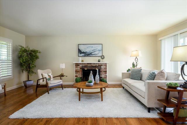 1118 Lafayette Street, San Mateo CA: https://media.crmls.org/mediaz/ead8cbdd-d755-4d8e-ad52-7c919cd2db86.jpg