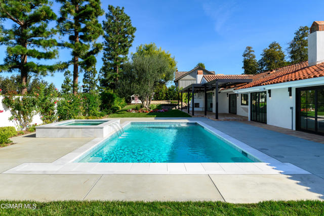 87 Pinecrest Road, Westlake Village CA: https://media.crmls.org/mediaz/ead8df04-81a0-413f-a948-8f348651434a.jpg