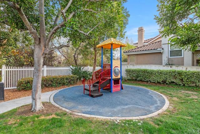 Detail Gallery Image 39 of 45 For 1847 Saint Lucia Way, Vista,  CA 92081 - 3 Beds | 2/1 Baths