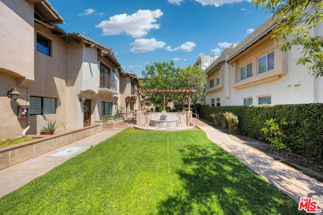 2449 Oswego Street, Pasadena CA: https://media.crmls.org/mediaz/eada9345-69bd-4c2e-adba-7bc1180c72d6.jpg