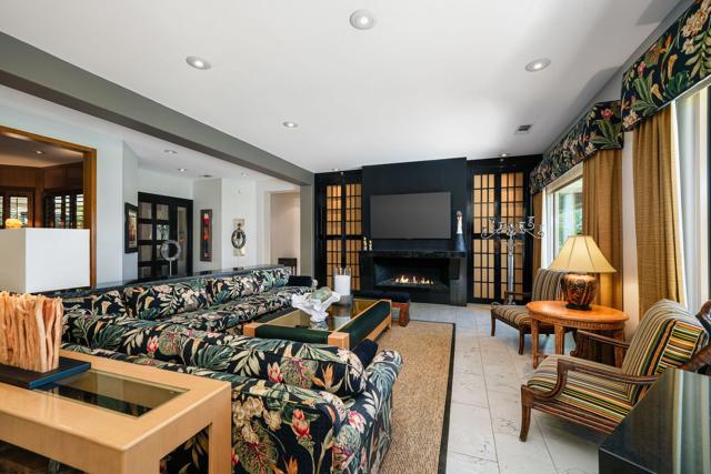 81347 Camino Sevilla, Indio CA: https://media.crmls.org/mediaz/eadb482a-8618-4efb-8afc-efefb40d2cd9.jpg