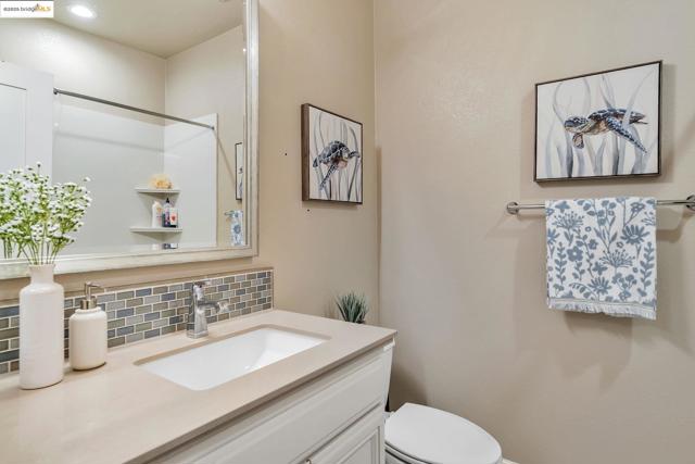 114 Teasel Cmn, Livermore CA: https://media.crmls.org/mediaz/eadb52ba-20b0-4def-a670-ac7cabe16bd8.jpg