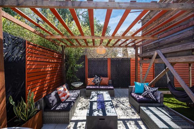 Image 19 of 55 For 5011 Mountain View Dr