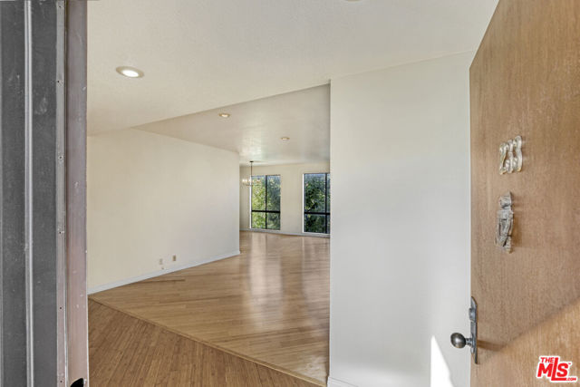 13331 Moorpark Street, Sherman Oaks CA: https://media.crmls.org/mediaz/eadc5115-0659-4270-a446-452e0847a96f.jpg