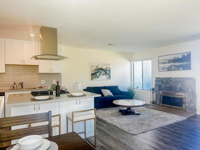 33157 Lake Superior Place, Fremont CA: https://media.crmls.org/mediaz/eaddbee5-2ea5-4a2b-a4f7-0aa12e0e128f.jpg