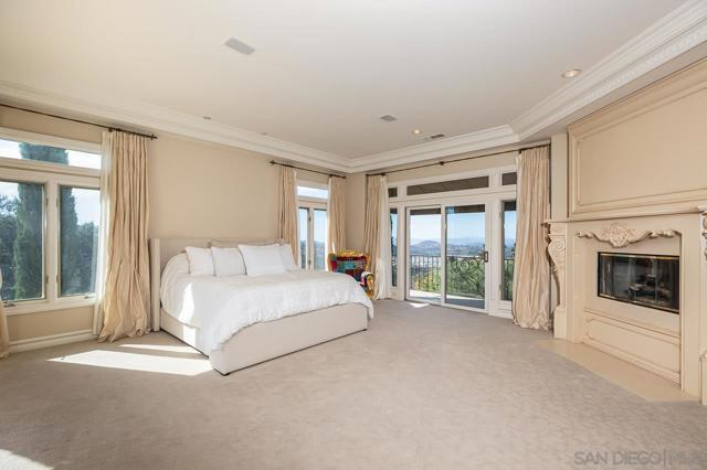14440 Ridge Ranch Rd, Valley Center CA: https://media.crmls.org/mediaz/eade203e-fa70-493f-8bd9-1454e7c5f54e.jpg