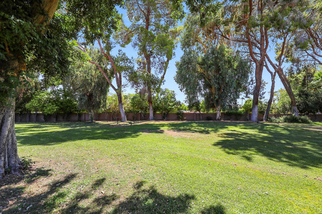 5 Majorca Drive, Rancho Mirage CA: https://media.crmls.org/mediaz/eade6634-6468-47bd-b556-785a0bbe03af.jpg