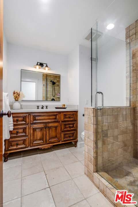 755 31st Street, Manhattan Beach CA: https://media.crmls.org/mediaz/eadf5f43-2f52-4054-8021-ed7aaa6ecc23.jpg