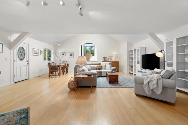 7919 Empire Grade, Santa Cruz CA: https://media.crmls.org/mediaz/eadfc901-5b38-41ef-a135-11615b26ba63.jpg