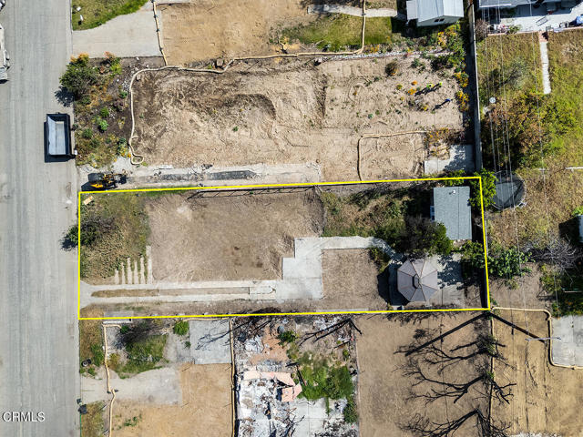 2669 Glen Ave, Altadena CA: https://media.crmls.org/mediaz/eae0c289-fa12-4043-af7c-ff33e545a3d6.jpg