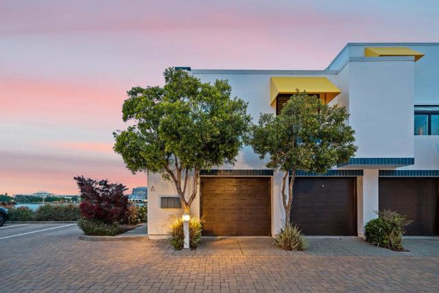 877 Balboa Lane, Foster City CA: https://media.crmls.org/mediaz/eae0c326-e509-4679-9b9b-62acf3133e80.jpg
