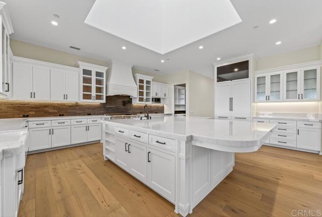 3066 Via Montevina, Fallbrook CA: https://media.crmls.org/mediaz/eae236e3-22d8-4bf6-9b33-e302f0c9d8d2.jpg