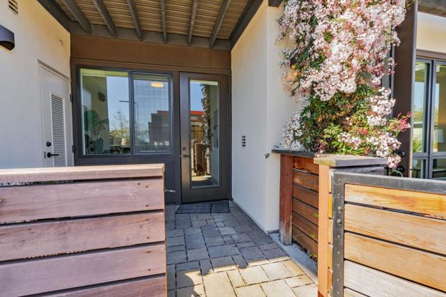 400 El Camino Real, Belmont CA: https://media.crmls.org/mediaz/eae294c1-f758-466f-a5c6-356d0b7b79e5.jpg