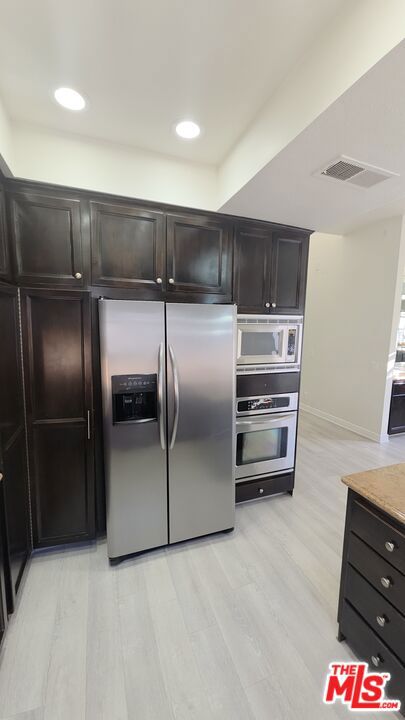 1654 Michael Lane, Pacific Palisades CA: https://media.crmls.org/mediaz/eae2c401-38a9-46fb-921e-99f510f57bc7.jpg