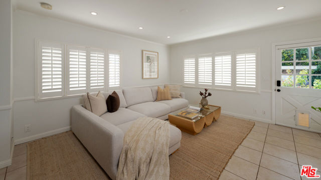 217 North Griffith Park Drive photo 16
