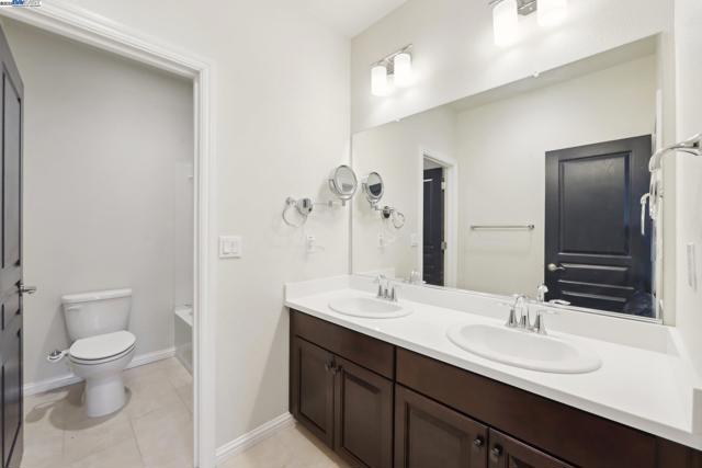 Image 16 of 33 For 2612 Admiral Cir