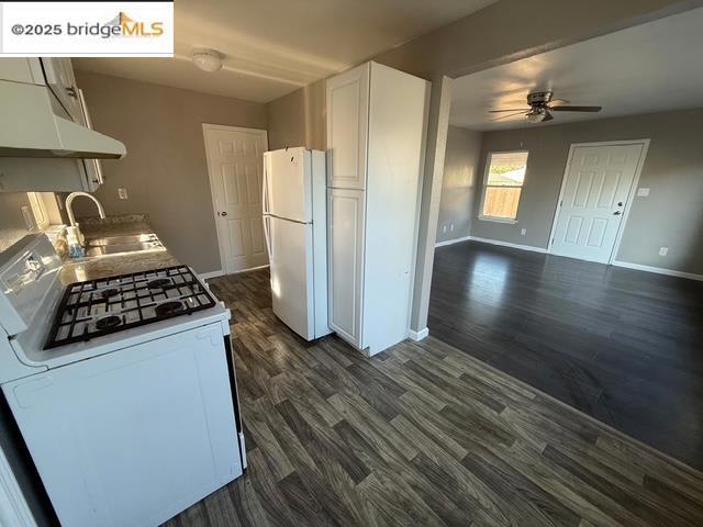 506 W 15Th St, Antioch CA: https://media.crmls.org/mediaz/eae3898a-971a-479a-ad6f-1dfe8e8a93f5.jpg
