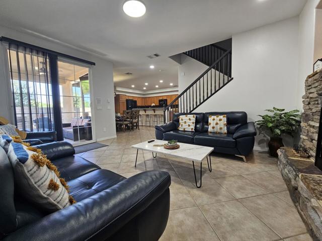 52165 Allende Drive, Coachella CA: https://media.crmls.org/mediaz/eae47f7b-d116-4113-a3a0-aba74b0dee25.jpg