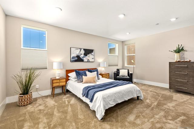 3979 Shasta St, San Diego CA: https://media.crmls.org/mediaz/eae50c32-2b26-4d42-a692-c5a011ff1657.jpg